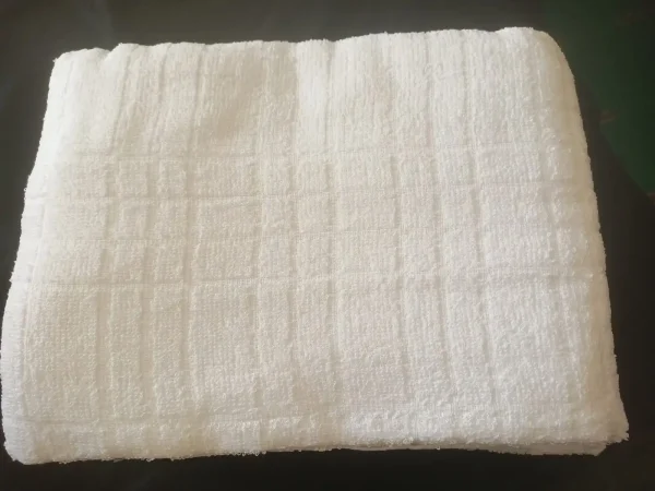 Soft Lines Box Textured Ihram - Image 3